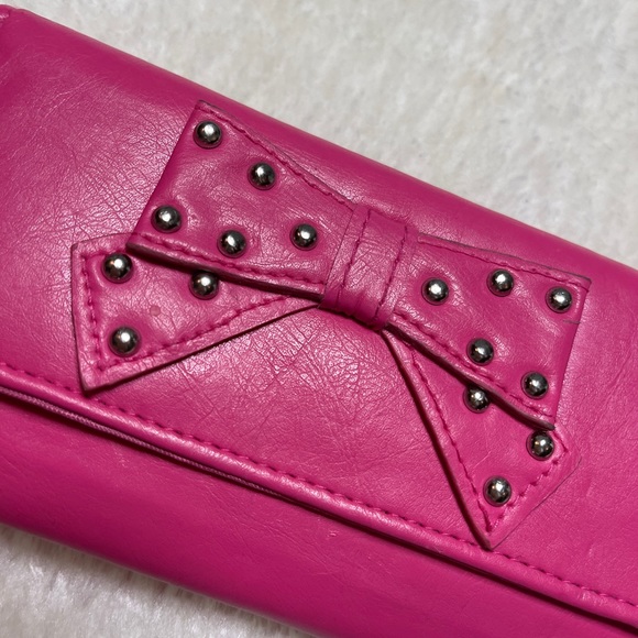 Claire’s Pink Bow Wallet - Picture 9 of 11